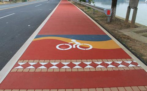 贵德彩色路面解决方案：环氧地坪的新趋势