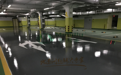 ‌旧地面翻新方案：贵德环氧地坪涂层覆盖混凝土裂缝修复技术